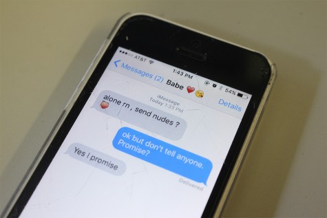 Despite dangers, teens still sext
