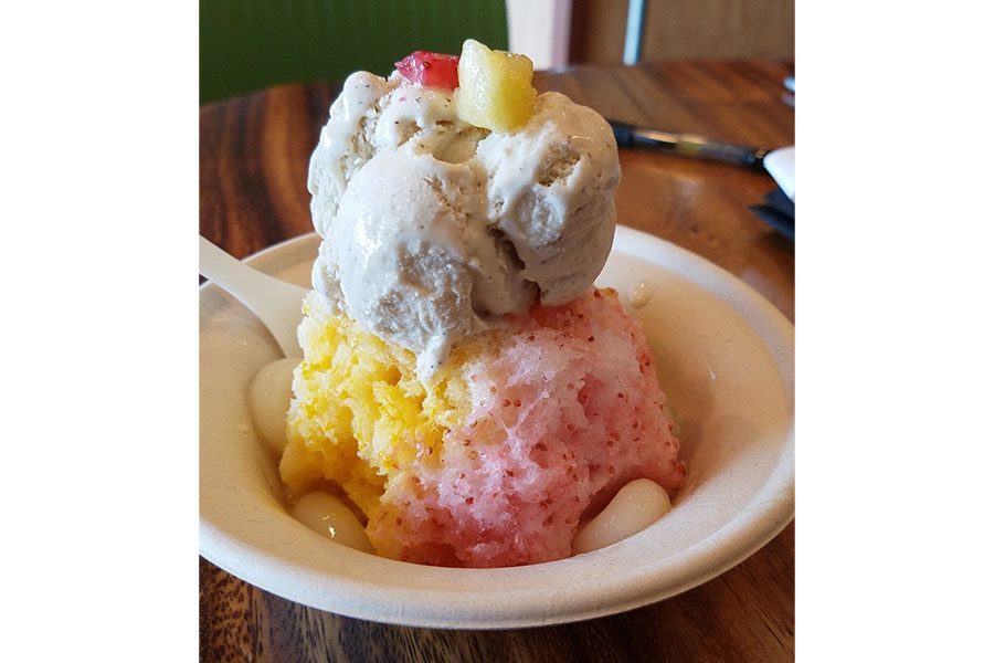 Featured above is the Classic Rainbow shave ice
topped with dream sauce, Tahitian vanilla ice-cream,
and homemade mochi balls.
Photo by Anela Chavez